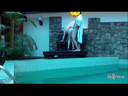 ❤️ Chefe convida criada para a piscina, mas não conseguiu resistir a um Sexo superior em nós pt.full-porner.ru ﹏